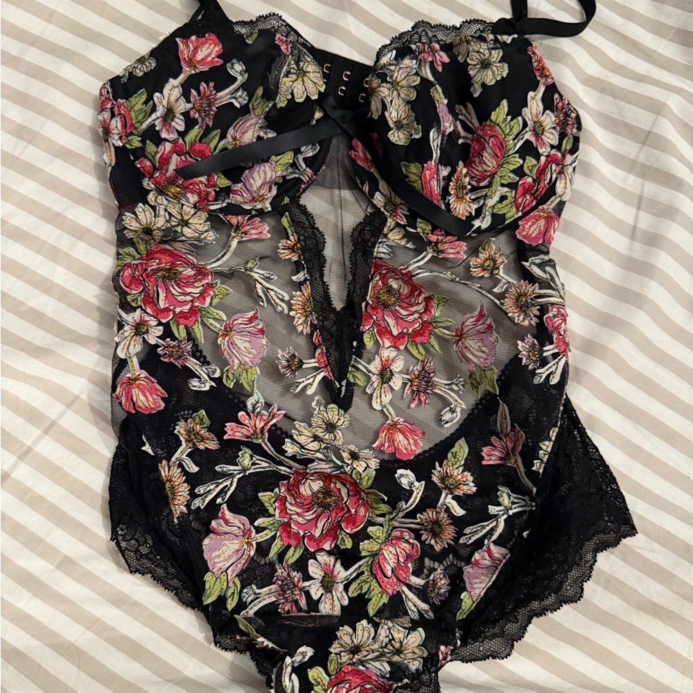 Victoria's Secret Black Floral Embroidered Lace Chemise Bodysuit